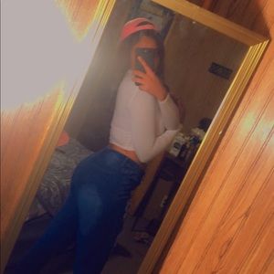 Meet your Posher, Gladaishia